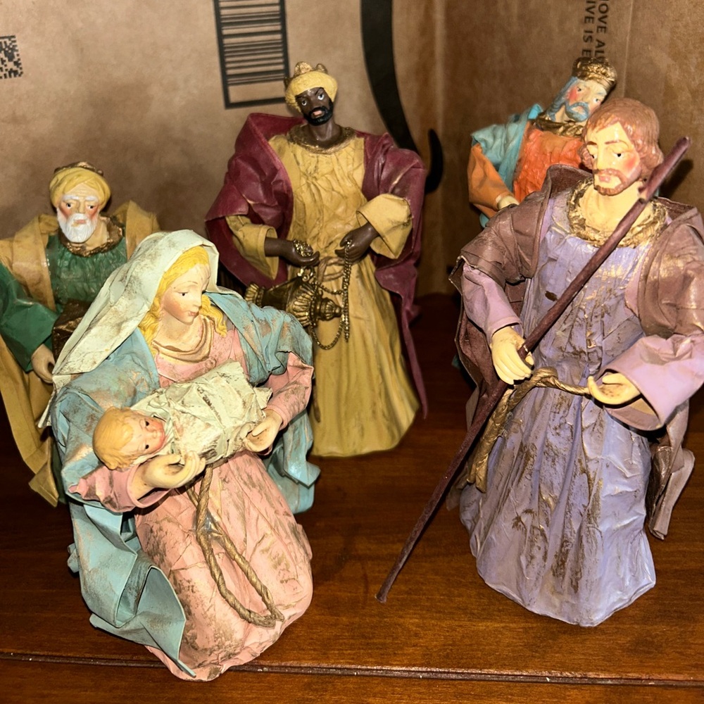 Vintage Nativity Scene. Hand crafted paper mache set.